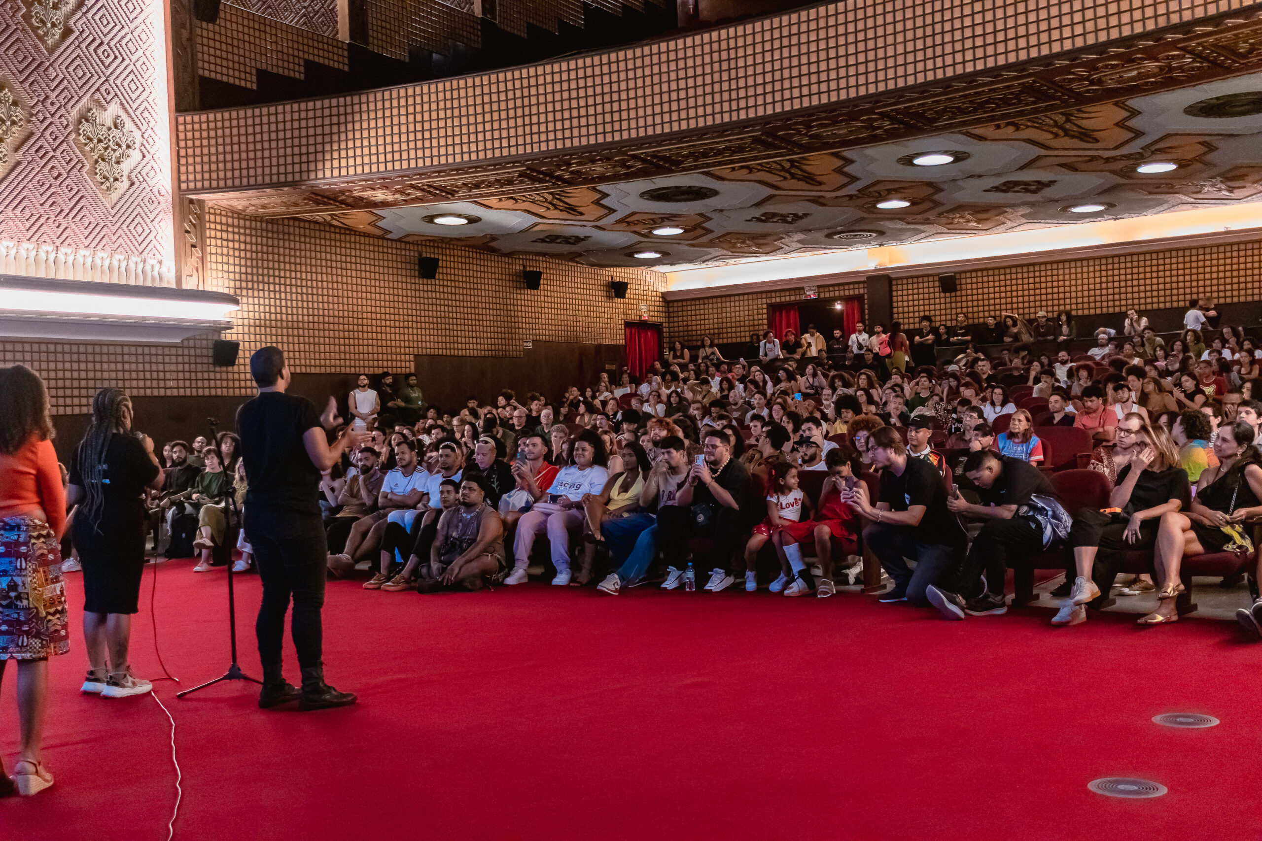 Cine Maré encerra edição com premiação de filmes criados nas periferias do Recife e programação com Shevchenko